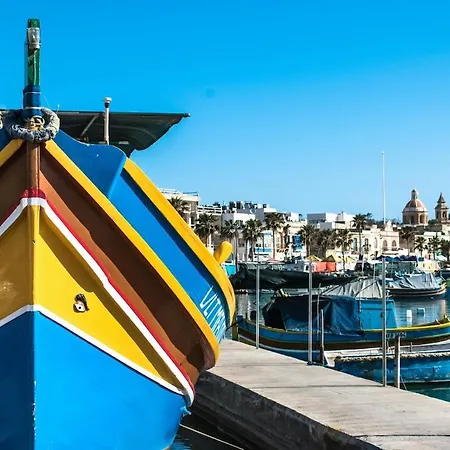 아파트 F8 Spacious Flat *