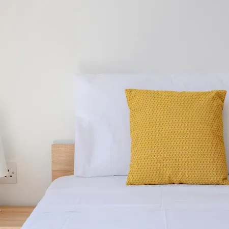 아파트 F8 Spacious Flat