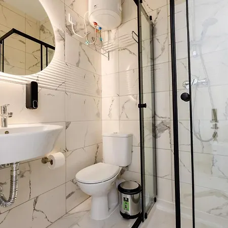 Apartman F8 Spacious Flat