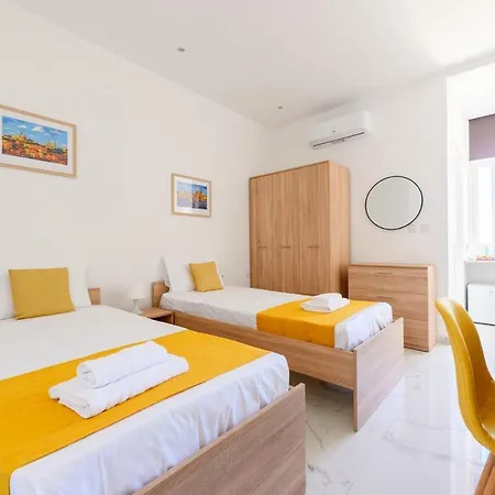 F8 Spacious Flat Sliema