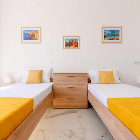 F8 Spacious Flat Sliema