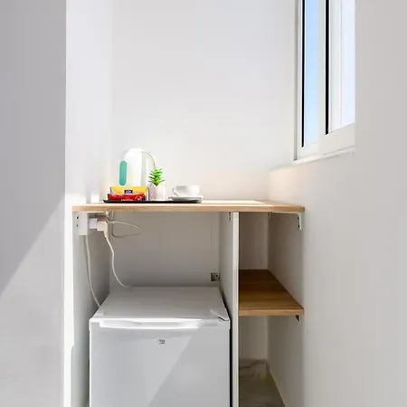 F8 Spacious Flat *